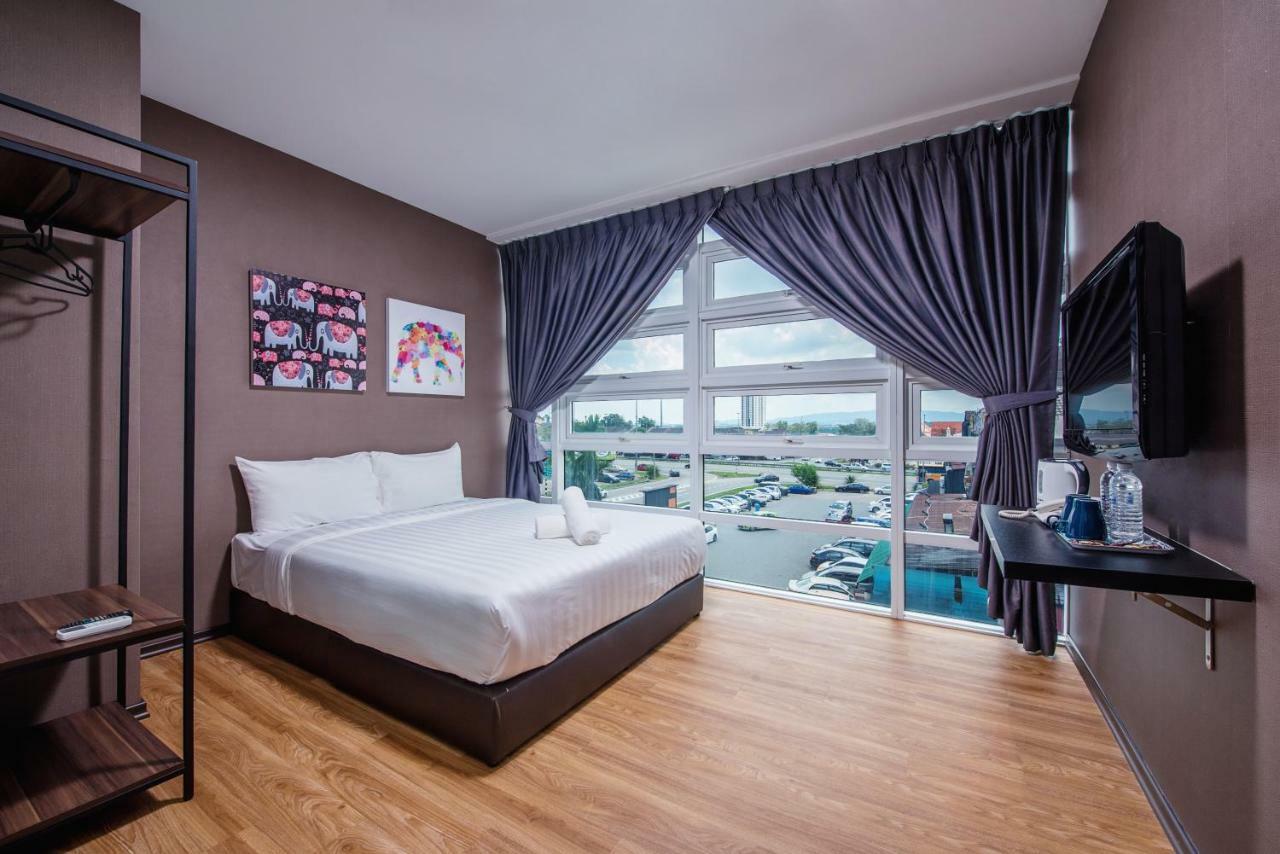Nap Hotel Johor Bahru Kültér fotó