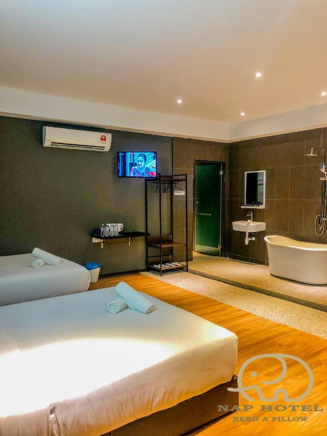 Nap Hotel Johor Bahru Kültér fotó